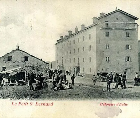 Hospice Du Petit Saint Bernard Otel Séez